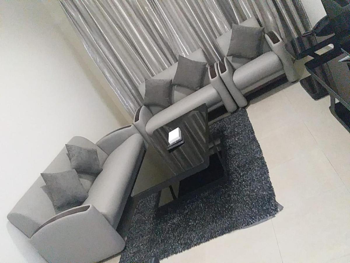 Reef Hotel Aparts Аджман Екстериор снимка